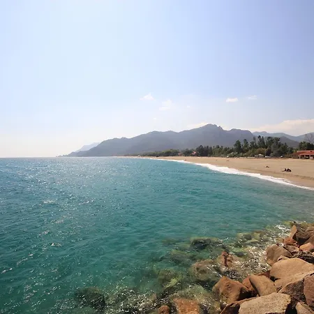 Mare Azzurro 4* 카데두