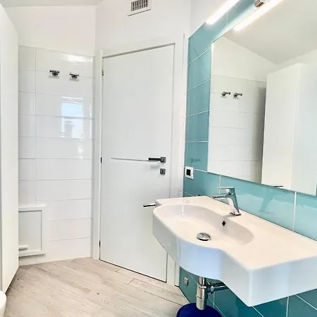 Mare Azzurro 4*