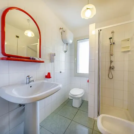 Apartahotel Mare Azzurro 4*