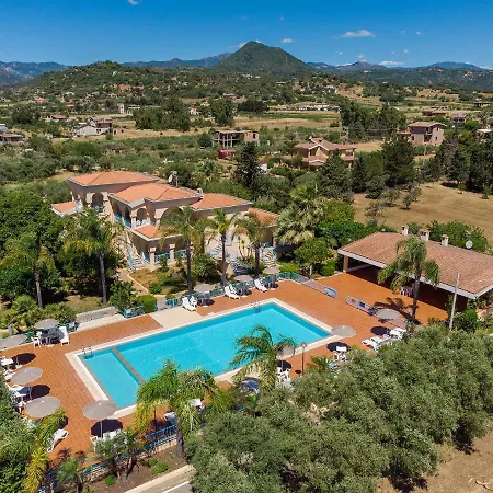 Mare Azzurro Hotel apartamentowy Cardedu
