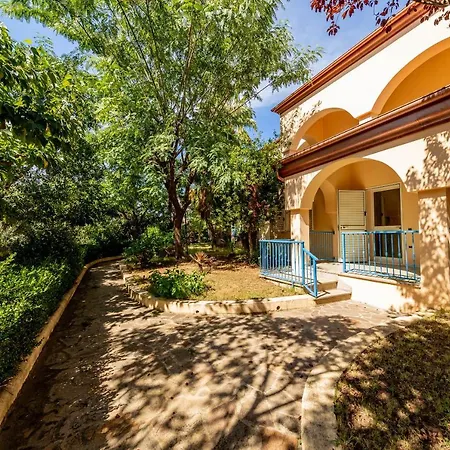 Mare Azzurro Hotel apartamentowy Cardedu