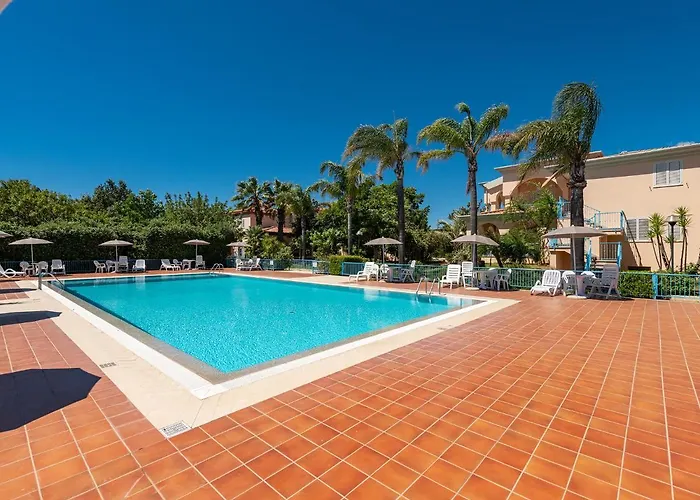 Aparthotel Mare Azzurro 4*